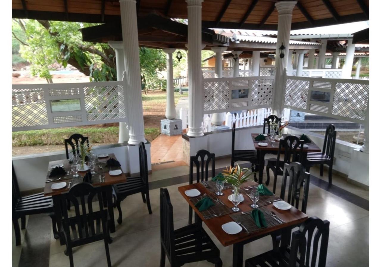 Kodigahawewa Forest Resort Tissamaharama Exterior foto