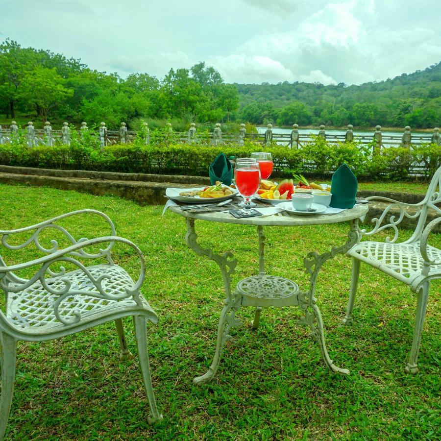 Kodigahawewa Forest Resort Tissamaharama Exterior foto