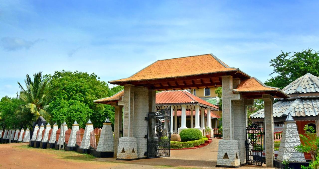 Kodigahawewa Forest Resort Tissamaharama Exterior foto