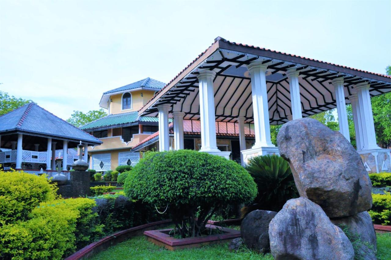 Kodigahawewa Forest Resort Tissamaharama Exterior foto