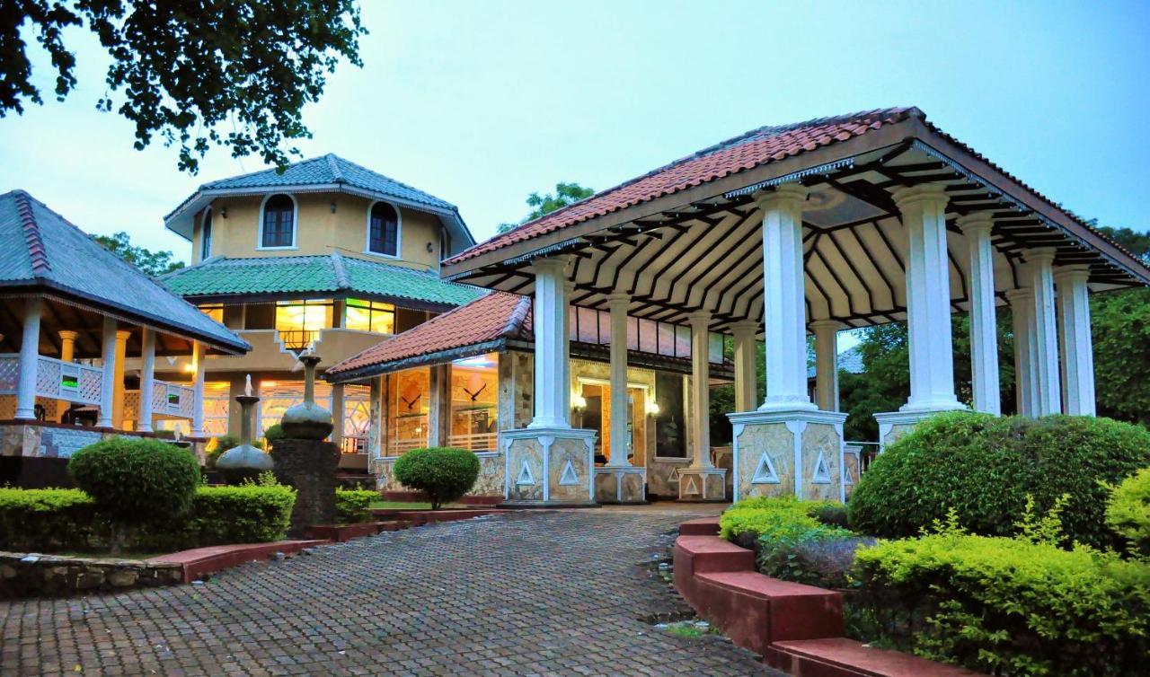 Kodigahawewa Forest Resort Tissamaharama Exterior foto